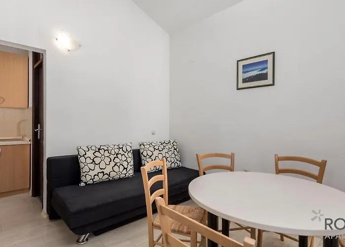 Apartamento Rona Volta