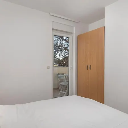 Apartment Rona Volta *