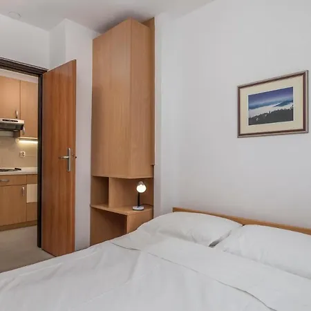 Apartment Rona Volta *